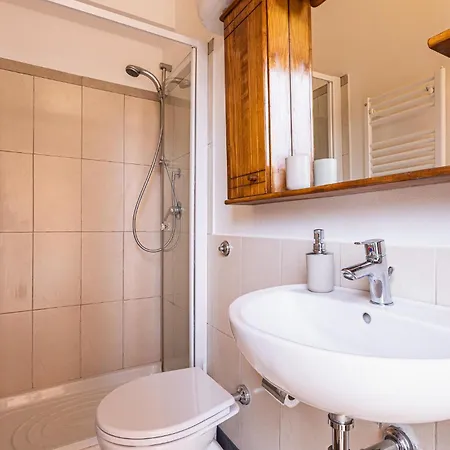 Awesome In With Kitchen Holiday home *