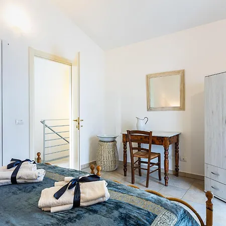 Awesome In With Kitchen Holiday home Orentano