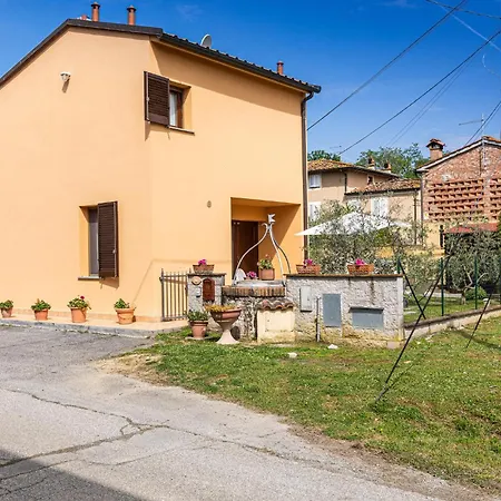 Awesome In With Kitchen Holiday home Orentano