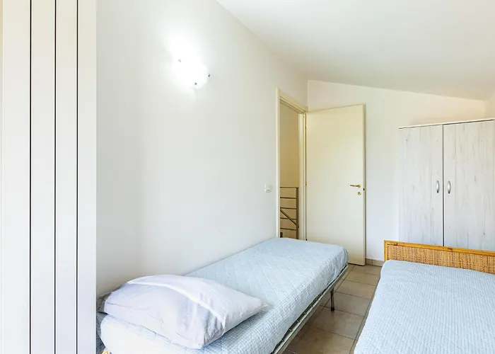 2 Bedroom Amazing In Semesterbostad